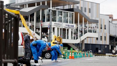 Japans Ex-Regierungschef Abe nach Mordanschlag gestorben