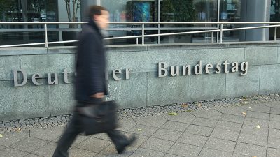 Bundestag: 38 Lobbyisten pro Abgeordnetem – 28 Abgeordnete selbst Lobbyisten