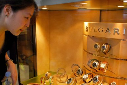 Wohlhabende Chinesen verkaufen ihre Luxusgüter für schnelles Geld