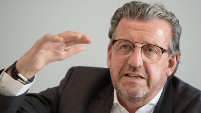 Gesamtmetallchef Wolf für Rente mit 70 – Kritik vom DGB