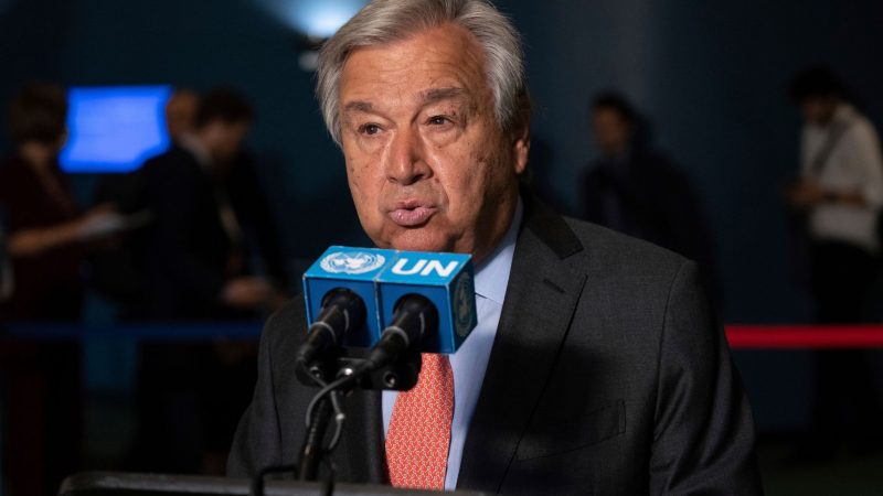 Die Welt sei nur ein Missverständnis oder eine Fehlkalkulation von der nuklearen Vernichtung entfernt, meint UN-Generalsekretär António Guterres.