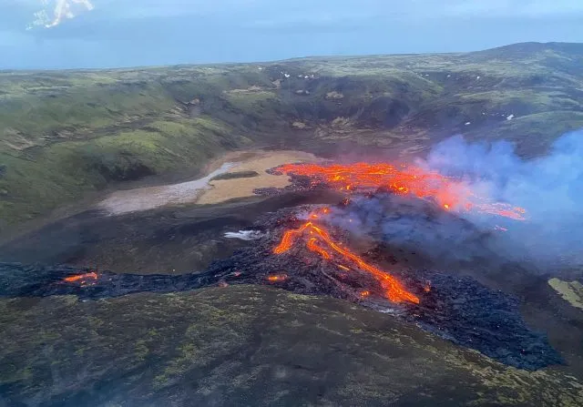 Im März 2021 war der Vulkan Fagradalsfjall aktiv. Er liegt unweit der isländischen Hauptstadt Reykjavik.