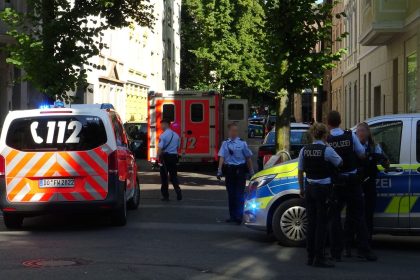 Tödlicher Polizeieinsatz: 16-Jähriger von fünf Schüssen aus Polizei-MP getroffen