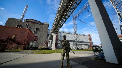 Vor IAEA Inspektion: Angriff(e) auf Kernkraftwerk Saporischschja