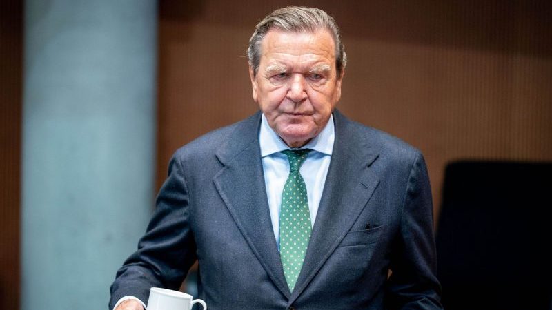 Verlust seiner Sonderrechte: Gerhard Schröder verklagt Bundestag