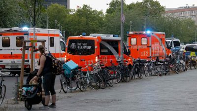 Bahn-Chaos im Berliner Zentrum: Defekte S-Bahn löst Evakuierung aus