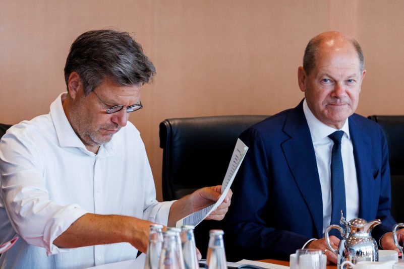 Viel Kritik am 65 Milliarden Euro teuren Entlastungspaket