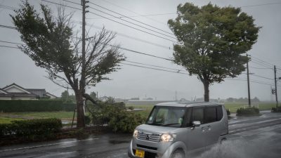 Japan: Tausende vor Taifun „Nanmadol“ auf der Flucht