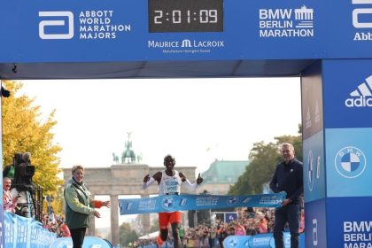 Berlin: Kipchoge rennt wieder zum Marathon-Weltrekord