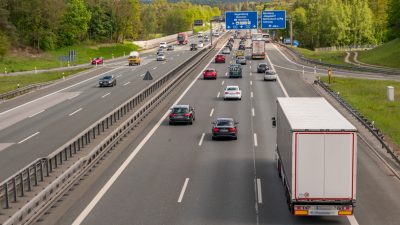 Gaspreis bedroht LKW-Verkehr – AdBlue-Produktion ruht