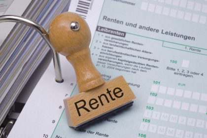 Volkswirtschaftler: Ist die gesetzliche Rentenversicherung ein Kettenbrief?