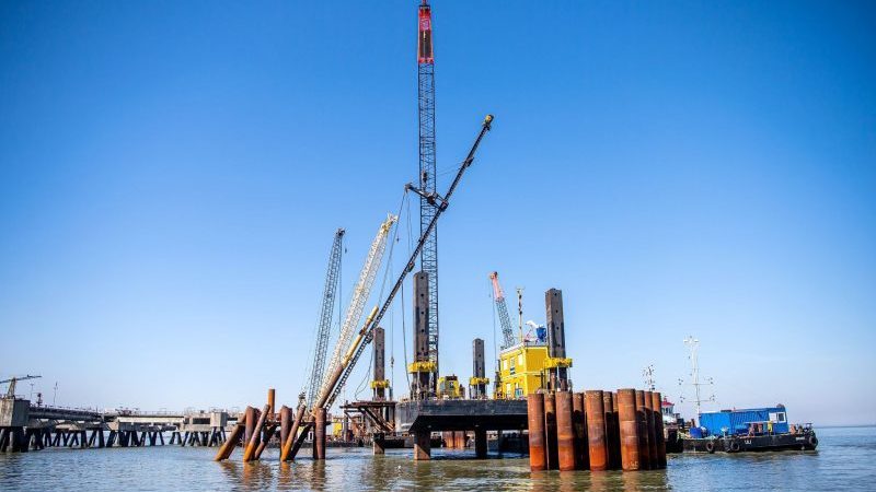 In Wilhelmshaven wird derzeit ein LNG-Terminal errichtet - ein weiteres soll offenbar angemietet werden.