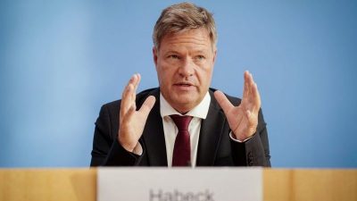 Habecks „vierstellige Zahlen“ bleiben Deutschland noch länger erhalten