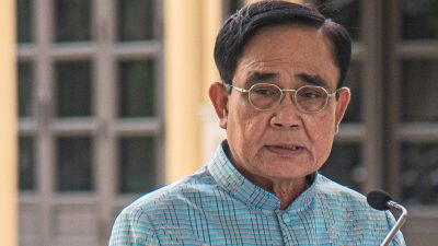Thailands Regierungschef suspendiert