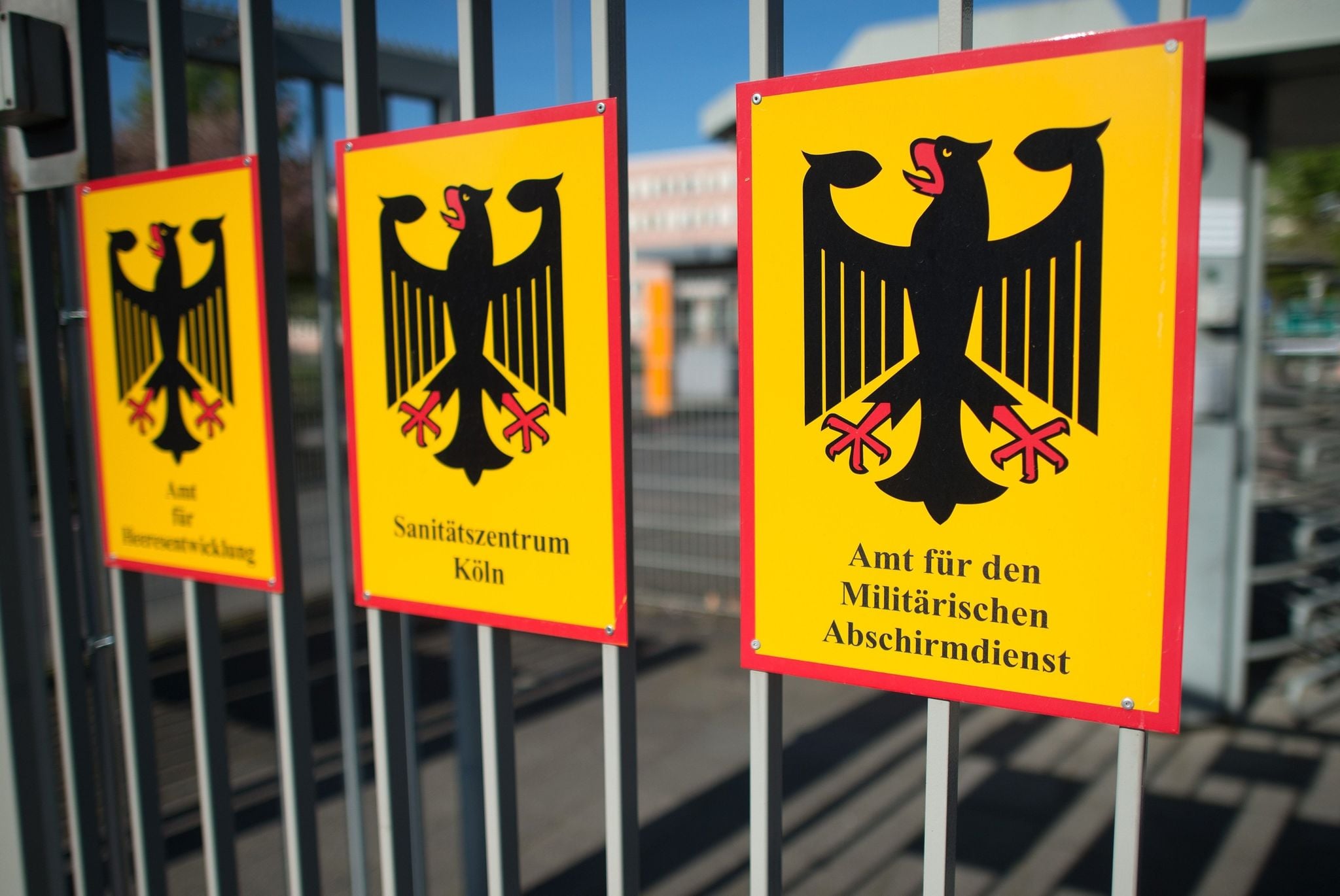 Neues-Geheimdienstgesetz-r-umt-dem-Milit-rischen-Abschirmdienst-mehr-Kompetenzen-ein