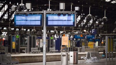 Stellwerk in Köln kaputt – Zugausfälle und Verspätungen