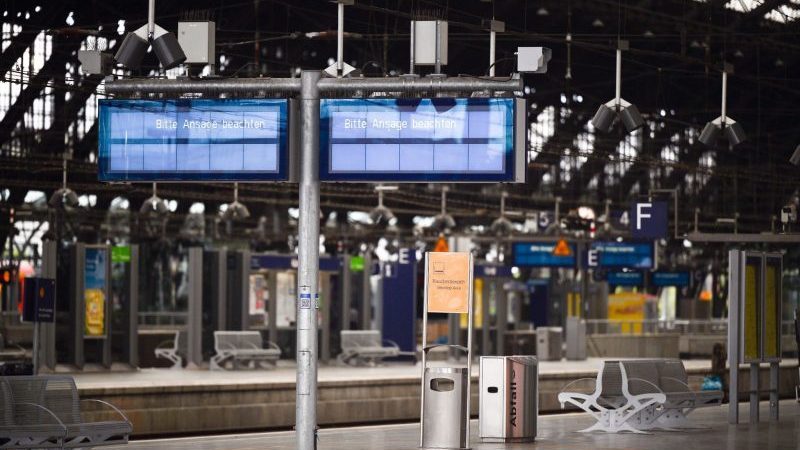 Nahezu verwaist - der Kölner Hauptbahnhof.