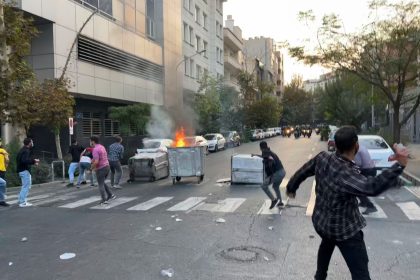 „Wir kämpfen, wir sterben“ – Tote bei Protesten im Iran