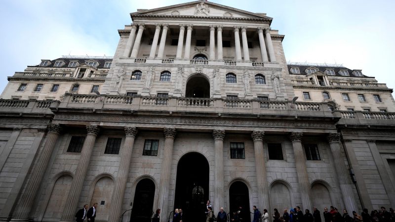 «Truss und Kwarteng haben aufs Gaspedal getreten, und die Bank of England (im Bild) bewahrt nun gewissermaßen den Motor des Autos davor, zu explodieren», sagt der deutsch-britische Ökonom Andrew Lee.