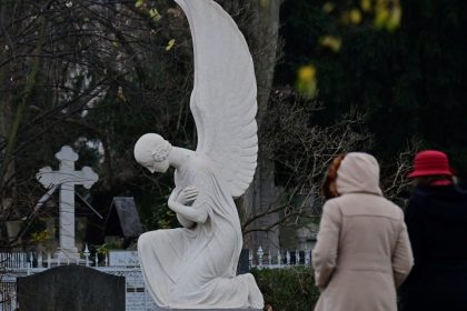 September: Zahl der Todesfälle deutlich über Mittelwert der Vorjahre