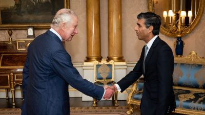 König Charles ernennt Rishi Sunak zum neuen Premierminister