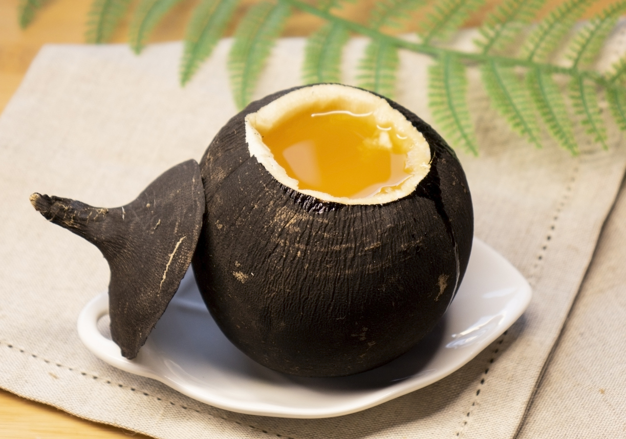 Hustensirup aus Schwarzem Rettich – Bewährtes Hausmittel bei Erkältung Hustensirup aus Schwarzem Rettich – Bewährtes Hausmittel bei Erkältung