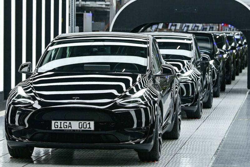 Tesla-Produktion in der Gigafactory Grünheide. Tesla hat im vergangenen Quartal einen Rekord bei seinen Auslieferungen aufgestellt.