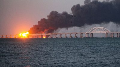Gouverneur Cherson: Brücke zur Krim nach ukrainischem Angriff „unbrauchbar“