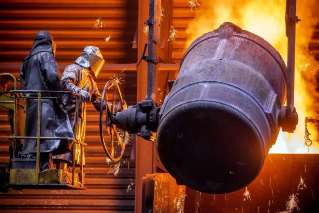 Viele Industriezweige benötigen besonders viel Energie. Die derzeitige Krise trifft sie besonders hart.