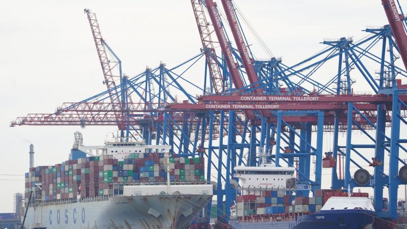 Kanzleramt will China-Einstieg in Hafen - trotz Veto der Ministerien