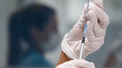 Impfpflicht im Gesundheitssektor – Vier Bundesländer fordern Ende