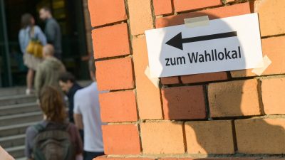 Berlin: Wahlprüfungsausschuss empfiehlt Teilwiederholung der Bundestagswahl