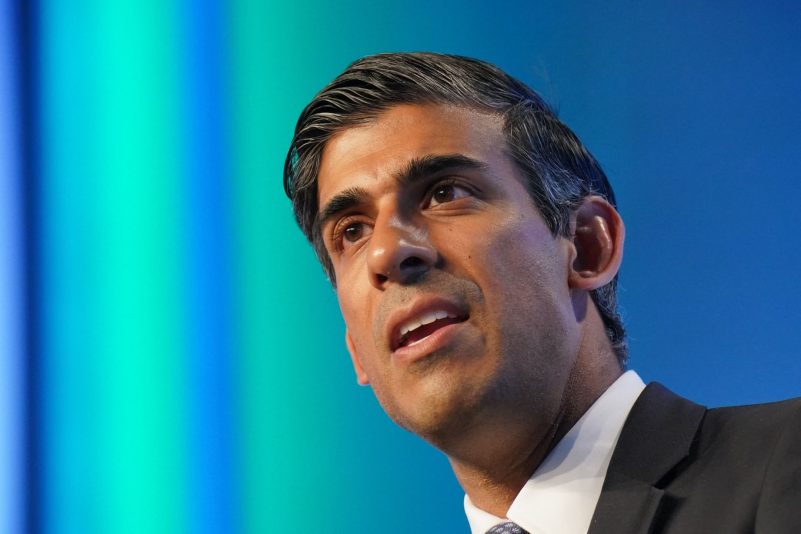 Rishi Sunak strebt die Nachfolge von Truss an.