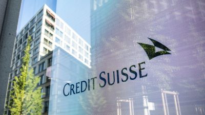 Schweizer Bank UBS verhandelt über Kauf von angeschlagener Credit Suisse