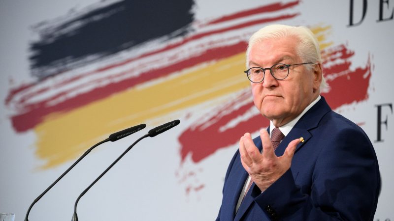 Bundespräsident Frank-Walter Steinmeier will mit einer Rede den Zusammenhalt der deutschen Gesellschaft beschwören.