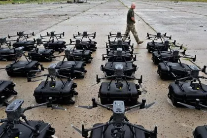 Hightech-Schlachtfeld: Ukraine und Russland im Drohnenkrieg