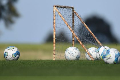 Fußballgeschichte: von Menschenopfern über Rugby bis zur FIFA