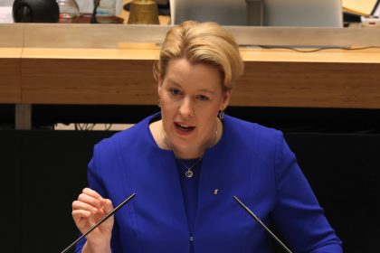 Erneut Wahlkampf in Berlin – Opposition fordert Geisels Rücktritt