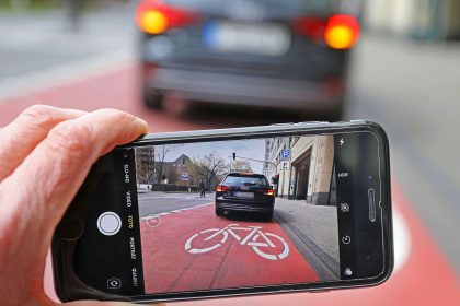 Neues Urteil: Fotos von Falschparkern erlaubt