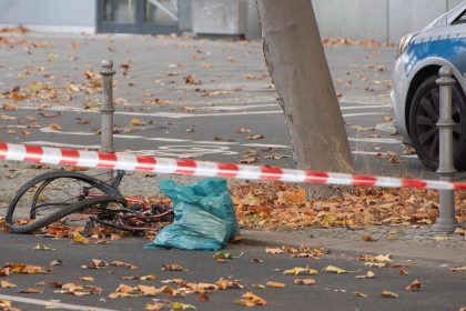 Radfahrerin nach Unfall mit Betonmischer gestorben
