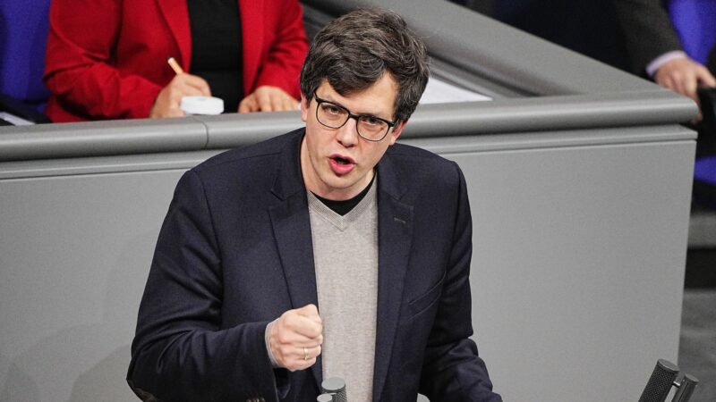 FDP-Abgeordneter Lukas Köhler bei einer Rede im Bundestag.