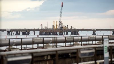 LNG-Terminals werden deutlich teurer – Grüne fürchten „fossile Überkapazitäten“