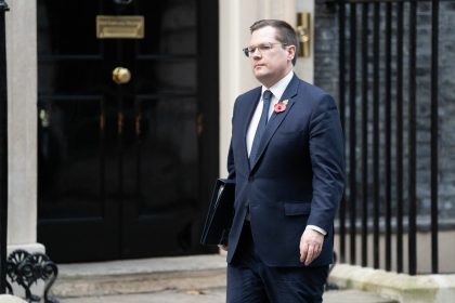 Migrationsabkommen mit Ruanda: Britischer Staatsminister tritt zurück