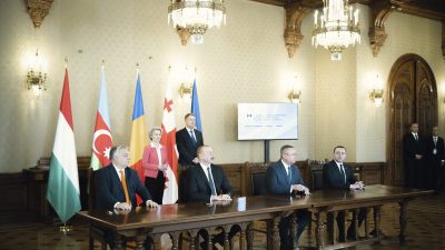 Neues Abkommen unterzeichnet: Stromtrasse aus Aserbaidschan wird gebaut