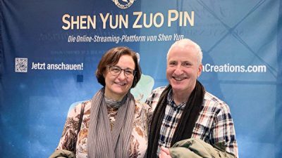 Autor Rainer Fassnacht findet Botschaft von Shen Yun „zeitlich sehr passend“