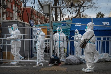 Chaos in Peking: Corona-Kontrollpersonal streikt wegen ausstehender Löhne