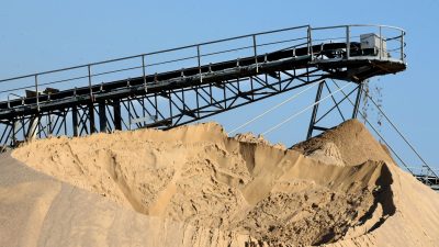 Genehmigungsstau bei Sand und Kies – Preise steigen