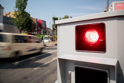 Millioneneinnahmen durch Blitzer-Bußgelder – Hamburg ist Spitzenreiter 2021