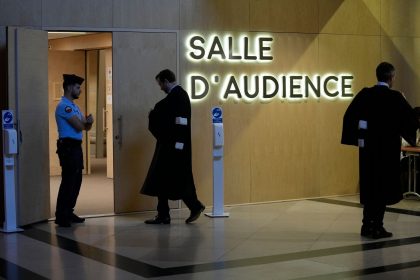 Tod vietnamesischer Flüchtlinge in Lkw: Urteile gegen 18 Schlepper in Paris