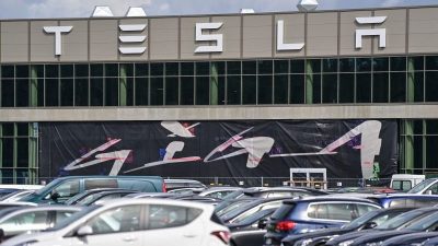 Tesla sucht in Grünheide Mitarbeiter mit Geheimdienst-Erfahrung
